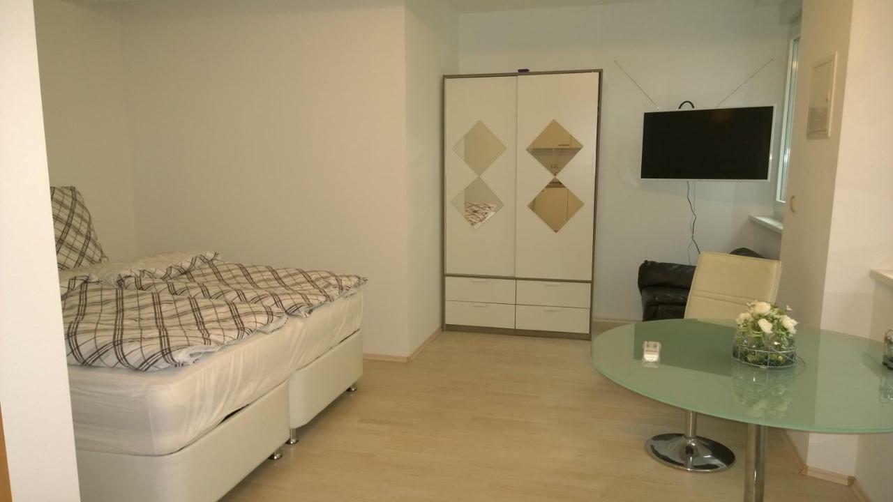 Pensionsappartments Blitz วิสบาเดน ภายนอก รูปภาพ
